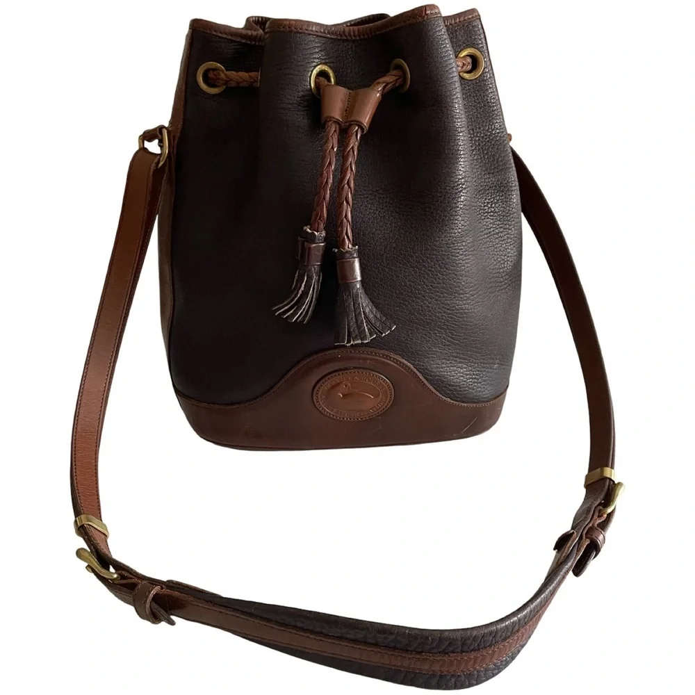 Dooney & Bourke Vintage Brown Leather Bucket Bag w/Tassel Drawstring Crossbody